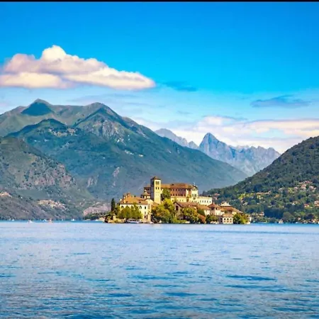 Near Maggiore, Italy * メイナ