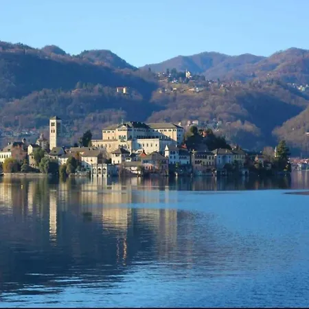 Near Maggiore, Italy 別荘 *